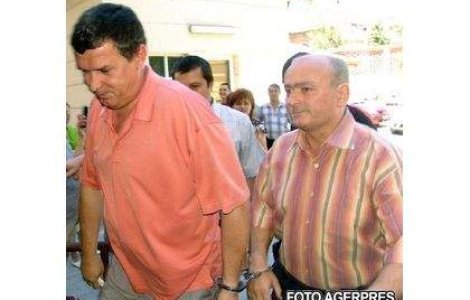 Primarul si viceprimarul din Ramnicu Valcea, condamnati la inchisoare