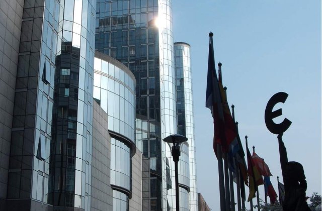 Disputele dintre taberele PSD se muta la Bruxelles