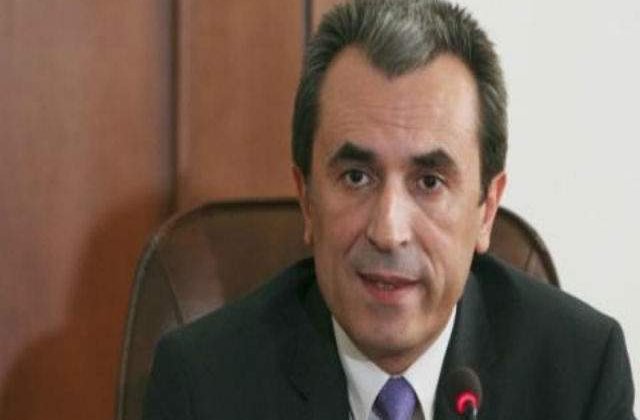 Premierul bulgar indeamna manifestantii sa evite violentele