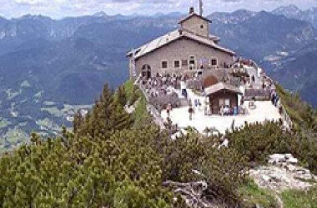 Adaposturile celor mai mari tirani ai lumii