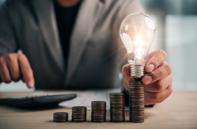 4 modalități de a economisi energia electrică