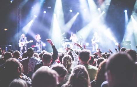Cele 4 scenarii propuse de ministrul Culturii pentru accesul la festivaluri și concerte