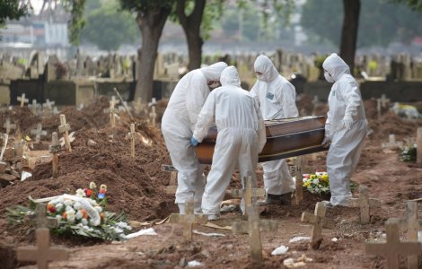 Medic psihiatru, indignat de normele de înmormântare în pandemie