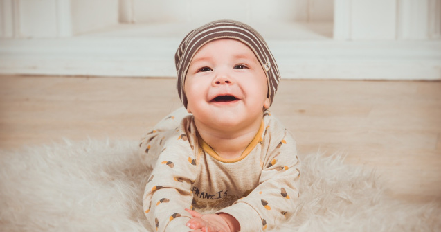  Top  De ce se nasc unii bebeluși cu păr și alții nu? Ce spun cercetătorii