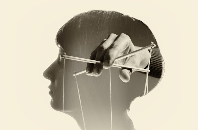 TOP 5 zodii care stăpânesc perfect arta manipulării