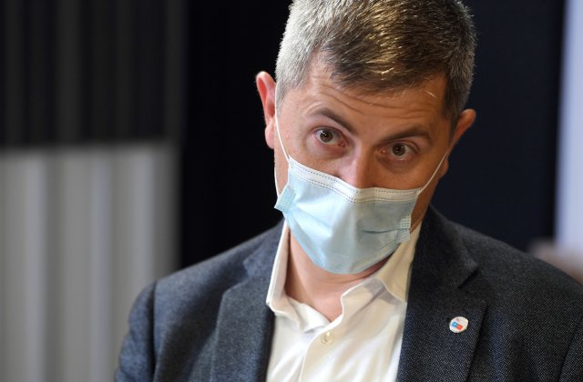 Barna: &bdquo;PSD-ul &icirc;i cultivă şi &icirc;i &icirc;ntreţine pe cei de la AUR&rdquo;