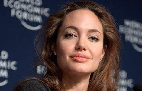 L-a inselat Angelina pe Brad cu Lady Gaga?