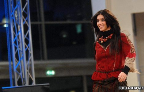 Bebelusa Delia este insarcinata