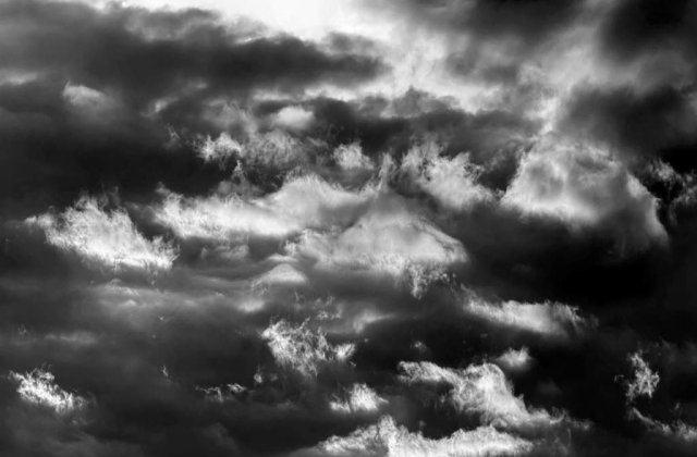 COD GALBEN de furtuni in jumatatea de est a tarii, inclusiv Bucuresti