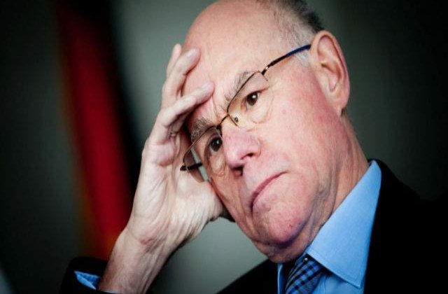 Presedintele Bundestagului, acuzat de plagierea tezei de doctorat