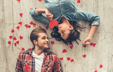  Top  Cucerește-o prin cuvinte: Top 5 fraze romantice care vor topi inima unei femei