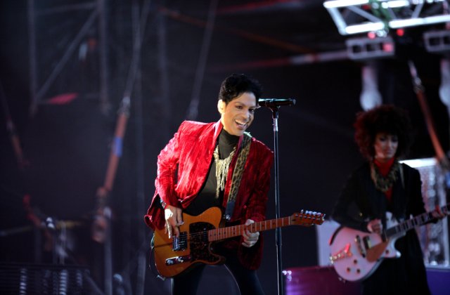 Un album inedit al lui Prince va fi lansat pe 30 iulie
