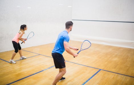 Vasile Hapun şi Nicoleta Ştefan, campioni naționali la squash