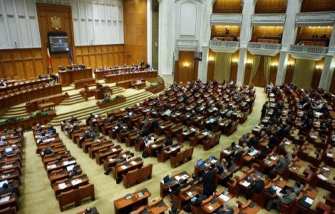 Parlamentul isi reia activitatea: Ce planuri au politicienii pentru noua sesiune?