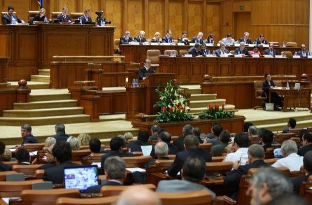Cum se impart functiile in Parlament