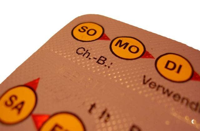 CE impune Frantei repunerea pe piata a medicamentului Diane 35