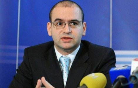 Le Monde critica primarii din Romania