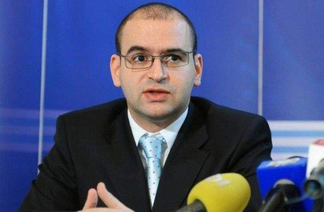 Le Monde critica primarii din Romania: Jumatate sunt in stare de incompatibilitate