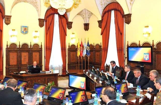 Presedintele Basescu convoaca CSAT, vineri, pe tema CFR Marfa