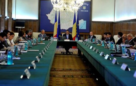 Guvernul, despre sedinta CSAT de vineri: O fortare din partea lui Basescu