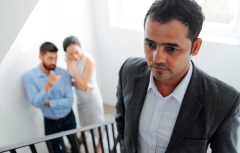  Top  Atenție la detalii! 4 obiceiuri care îi fac pe oameni să te judece