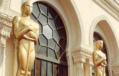 Meryl Streep, in cursa pentru al treilea Oscar din cariera. Sandra Bullock viseaza la prima statueta