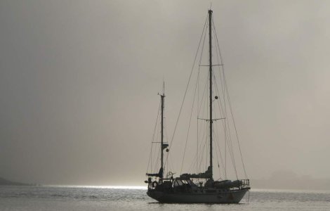 Rascumparare record: Piratii cer de 15 milioane de euro pentru un vas cu romani la bord