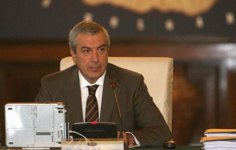 Tariceanu a scapat de urmarirea penala in cazul Sterling