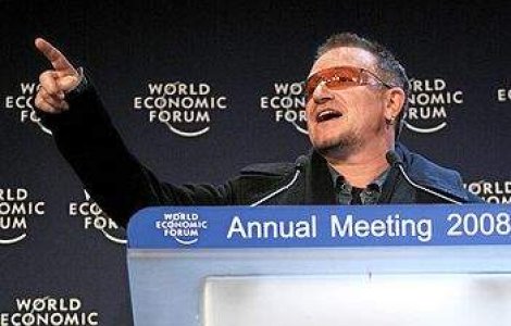 Solistul AC/DC ii ataca pe Bono pentru discursurile publice despre caritate