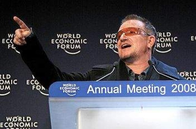 Solistul AC/DC ii ataca pe Bono pentru discursurile publice despre caritate