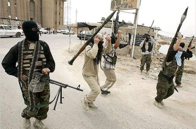 Weekendul in care teroristii au speriat planeta: Interpol si Franta sustin alerta globala