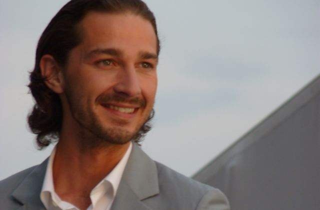 Shia Labeouf si-a dat in judecata unchiul
