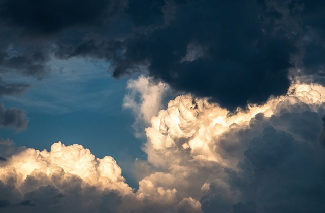 Prognoza meteo - 17 aprilie. Ce temperaturi se vor înregistra la început de weekend