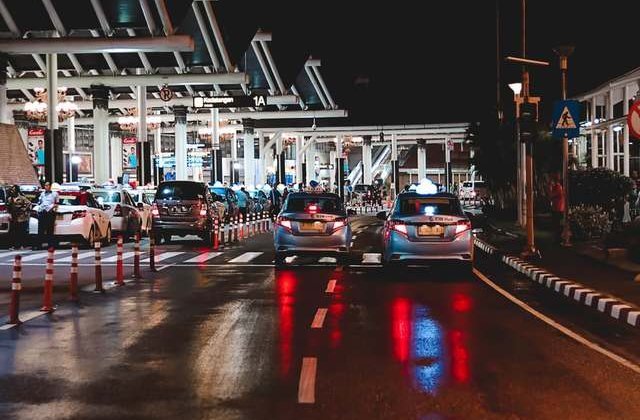 Zece persoane din Afganistan şi Siria au &icirc;ncercat să treacă ilegal frontiera &icirc;n Ungaria