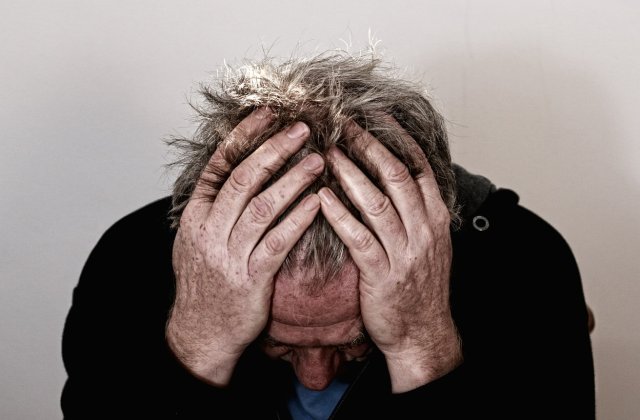 STUDIU Peste o treime dintre oameni, afectaţi de anxietate şi depresie &icirc;n timpul pandemiei