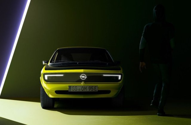Opel dezvăluie primele imagini cu prototipul electric Manta Gse ElektroMOD: prezentare &icirc;n 19 mai