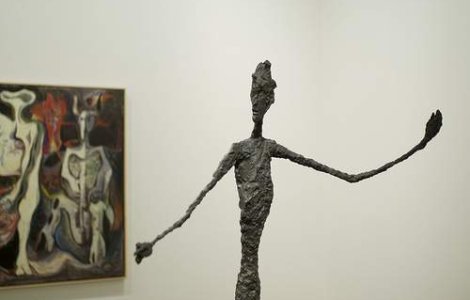 Record mondial: O sculptura de Giacometti, vanduta cu 65 de milioane de lire sterline