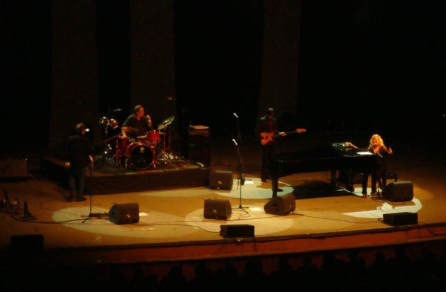 Vonda Shepard: o voce superba si 4 concerte in Romania!