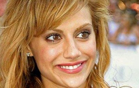 Brittany Murphy a murit din cauza unui "cocktail" de medicamente
