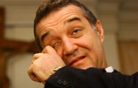 Doi barbati cu handicap au cerut eliberarea lui Becali la DNA