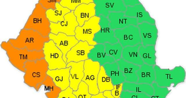 CANICULA pune stapanire pe Romania: Cod galben in centru, cod portocaliu in vest
