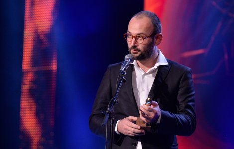 Regizorul Alexander Nanau îl critică pe Iohannis în presa germană