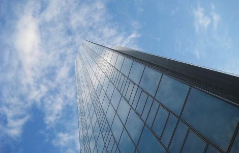 Bulgaria si Serbia, penalizate pe piata riscului de comentariile unor analisti occidentali