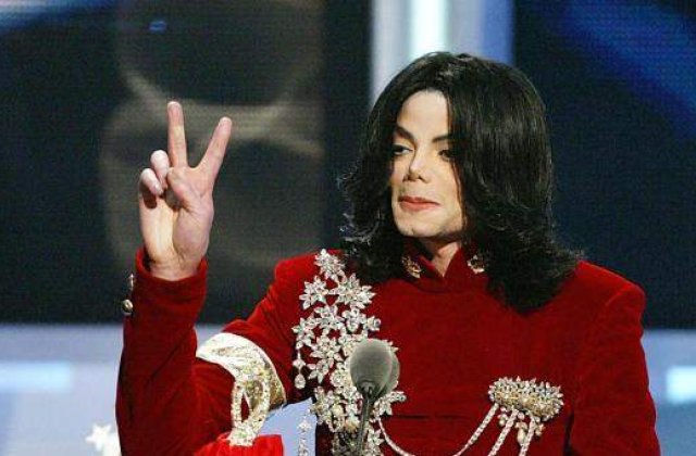 Medicul lui Michael Jackson va fi pus sub acuzare luni
