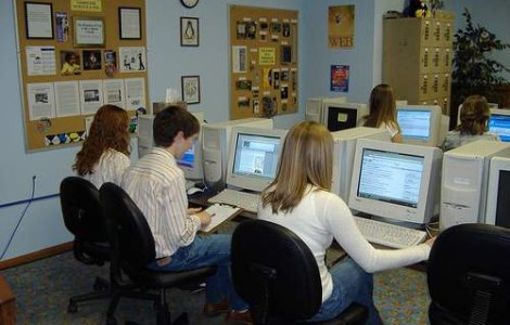 Marea Britanie reduce numarul vizelor acordate studentilor straini