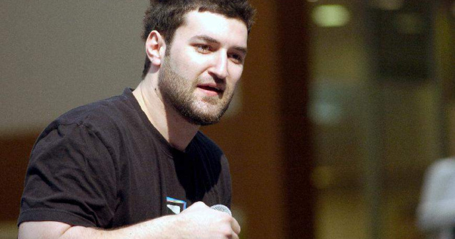 Smiley, impiedicat de zapada sa filmeze clipul "Plec pe Marte"