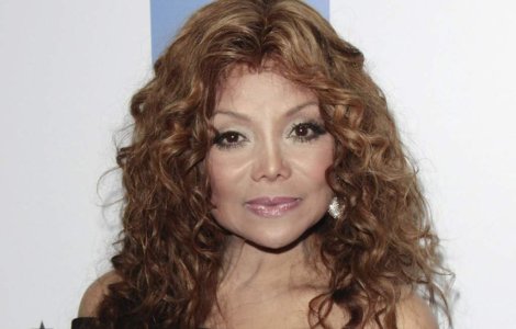 La Toya: "Mai multe persoane sunt vinovate de decesul lui Michael Jackson"