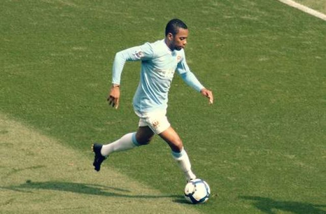 [VIDEO] Gol senzational, marca Robinho