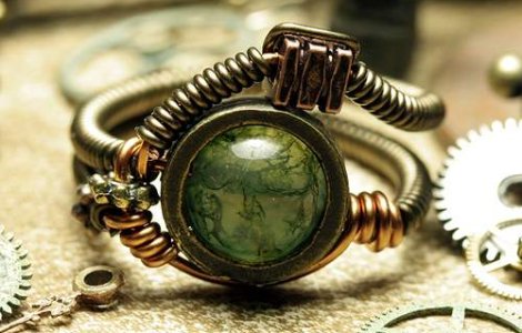 Romanca suspectata de furtul unor bijuterii unicat in Belgia