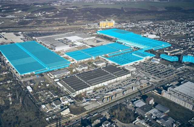 Ford va mai construi un model la Craiova: o utilitară care va deveni și electrică în 2024